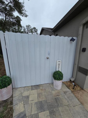 Serenity - Guest house in Spring Hill